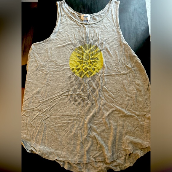 Old Navy Luxe pineapple tank top. Size Large. - Picture 1 of 1
